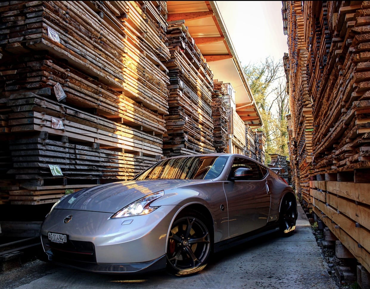 Nissan 370Z Nismo. Fast. Furious. Yes! - Auto Kunz AG 30