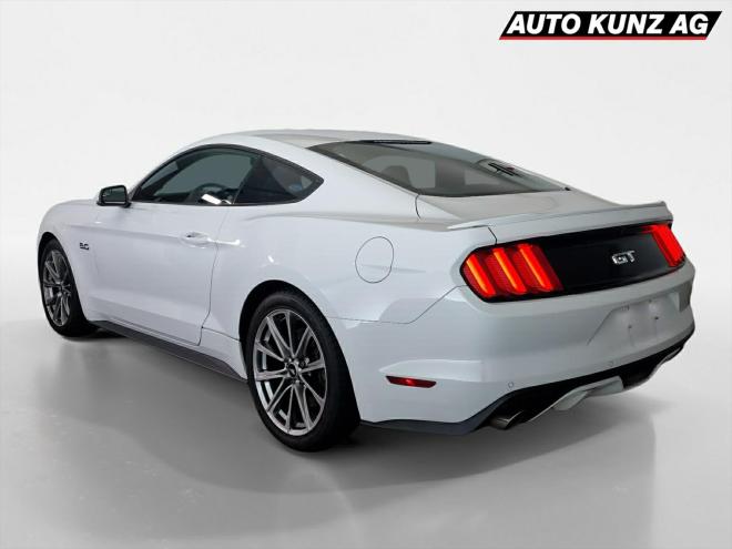 Car gallery image