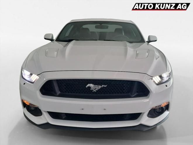 Car gallery image