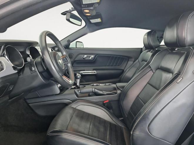 Car gallery image