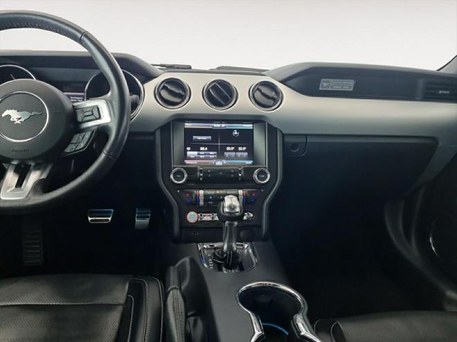 Car gallery image
