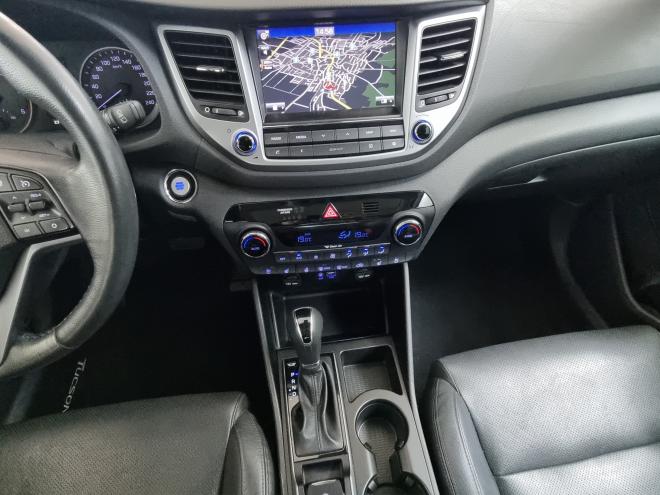 Car gallery image