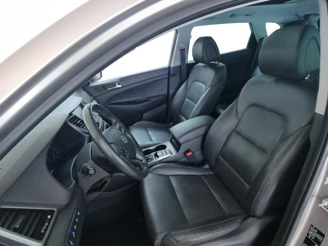 Car gallery image
