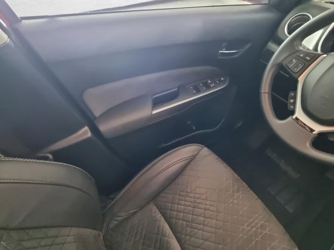 Car gallery image