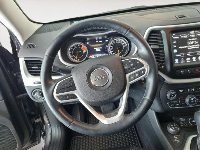 Car gallery image