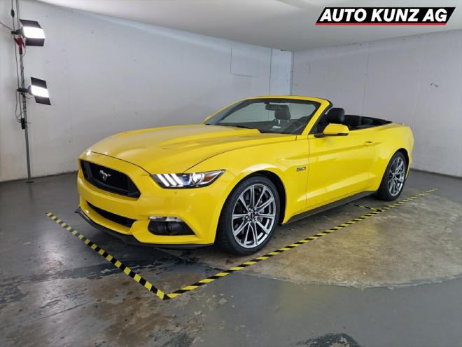 Car gallery image