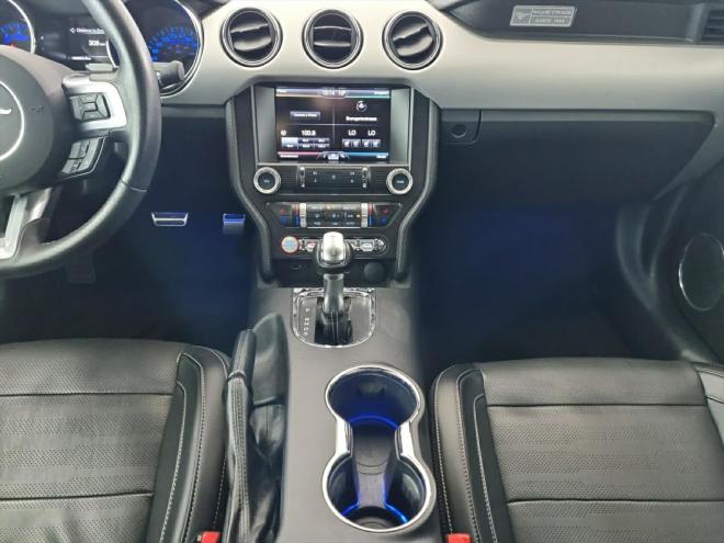 Car gallery image