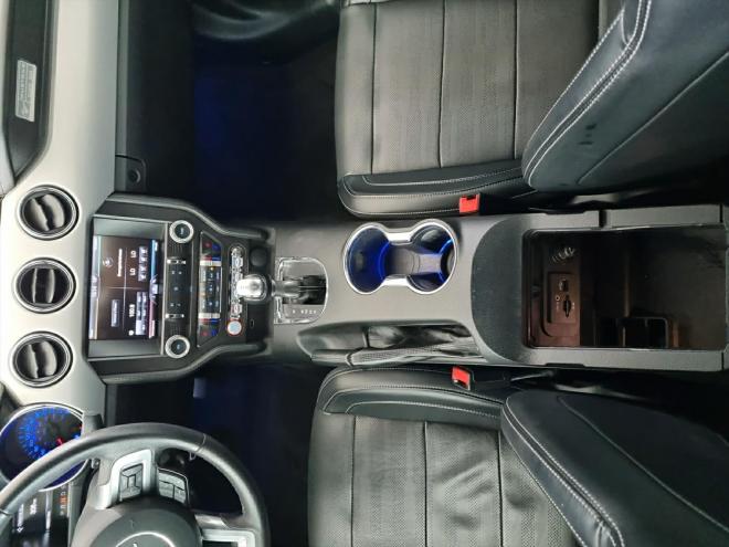 Car gallery image