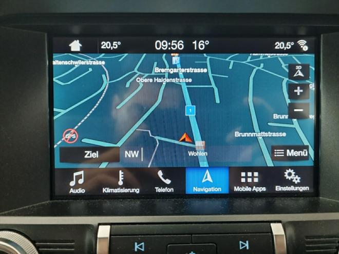 Car gallery image
