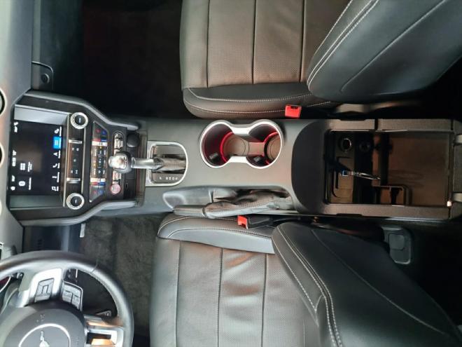 Car gallery image