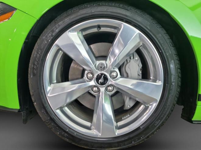 Car gallery image