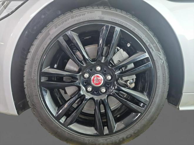 Car gallery image