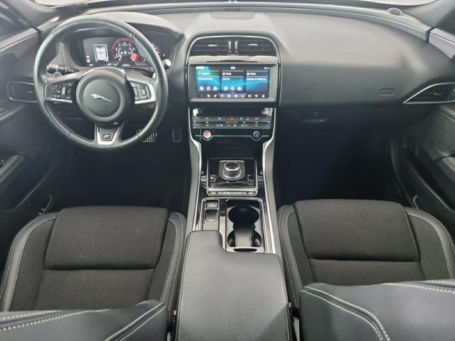 Car gallery image