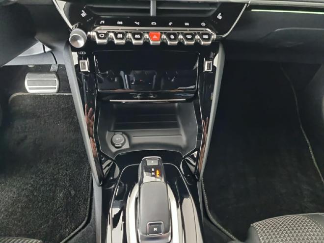 Car gallery image