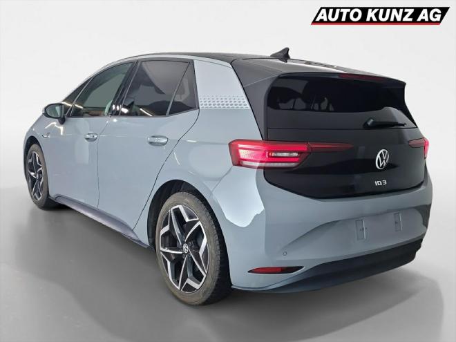 Car gallery image