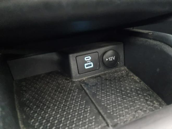 Car gallery image