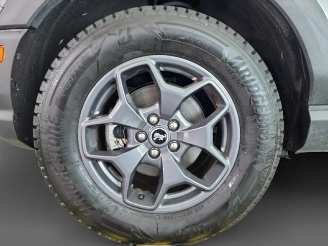 Car gallery image