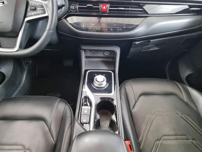 Car gallery image