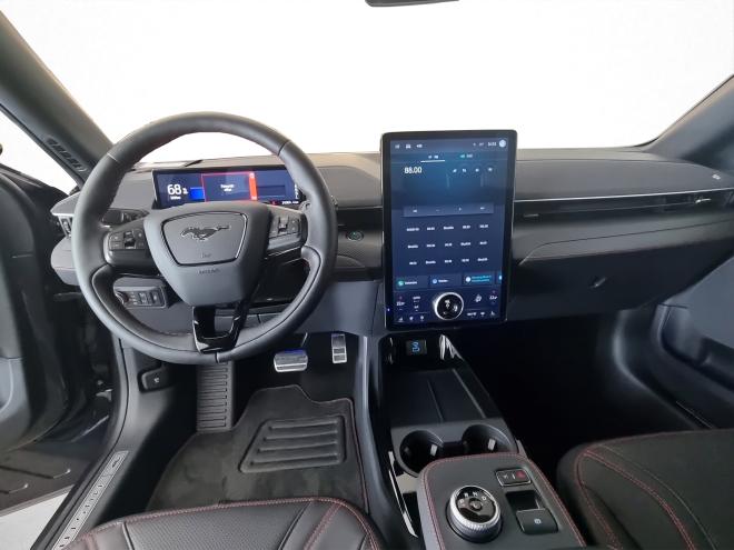 Car gallery image