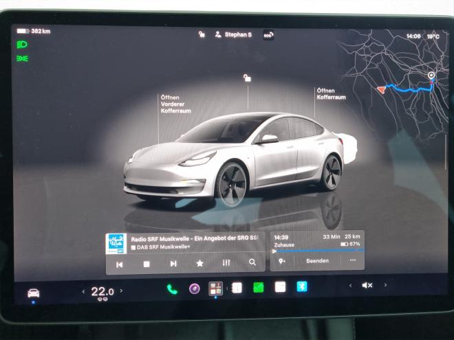 Car gallery image