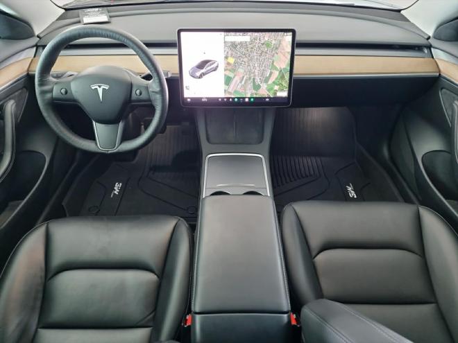 Car gallery image