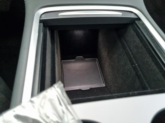Car gallery image