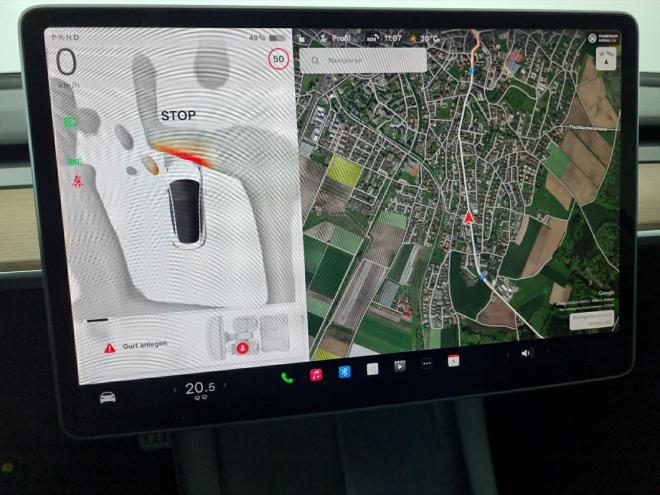 Car gallery image