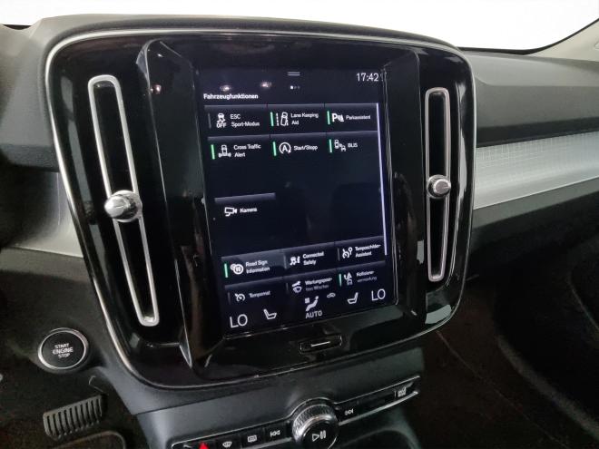 Car gallery image