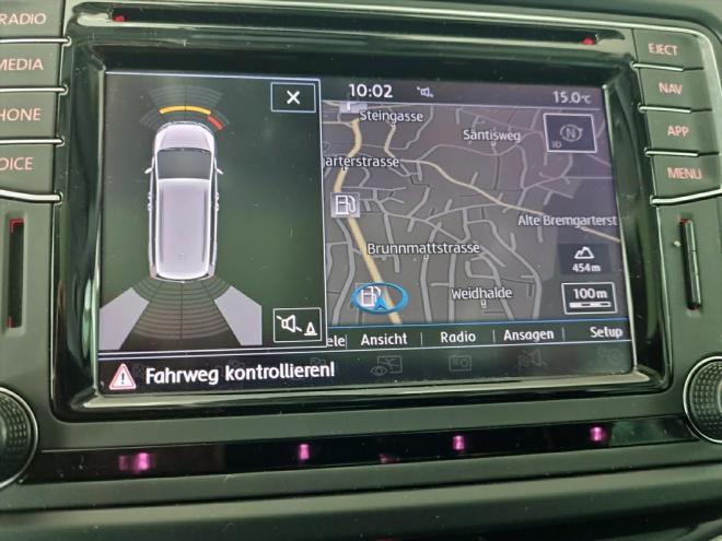 Car gallery image