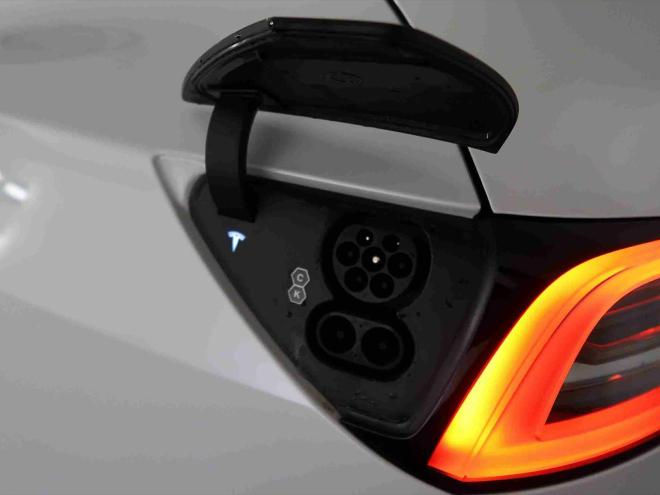 Car gallery image