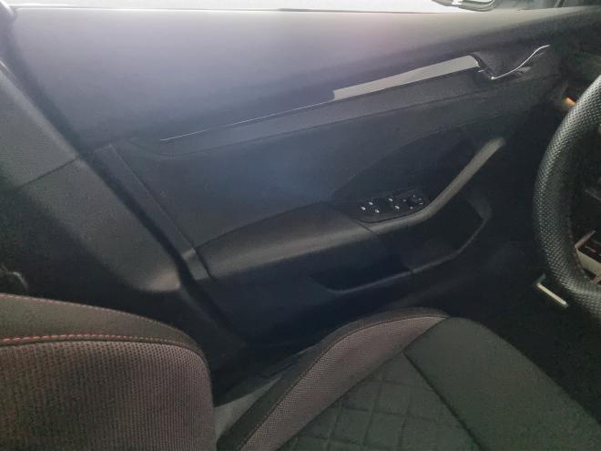 Car gallery image