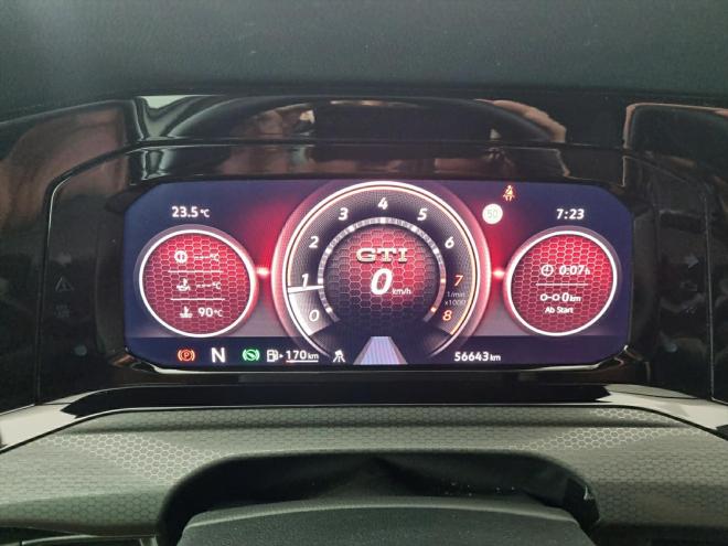 Car gallery image
