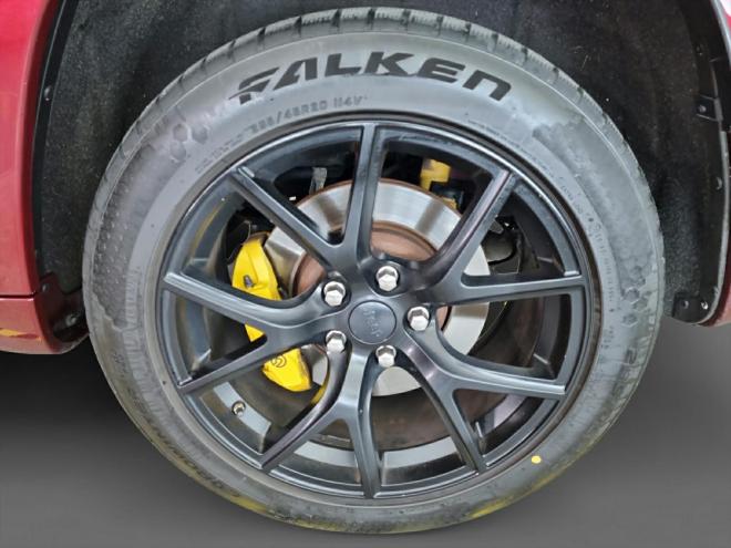 Car gallery image