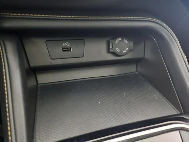 Car gallery image