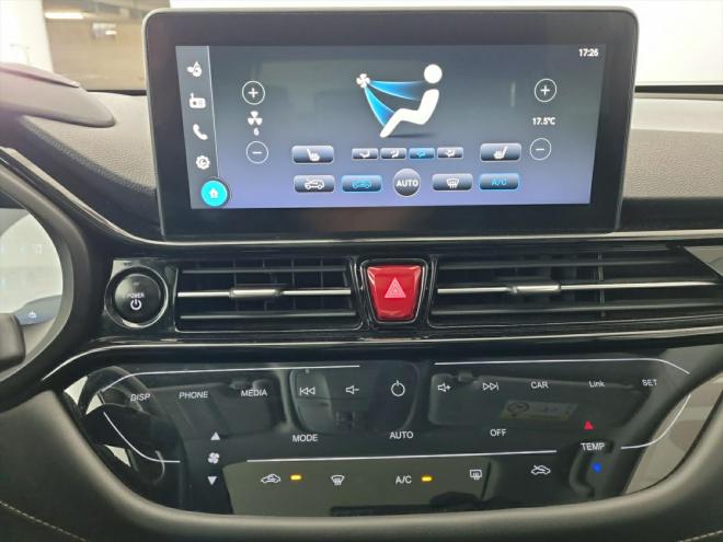 Car gallery image