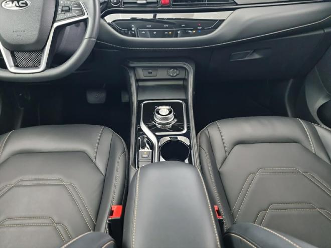 Car gallery image