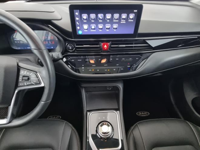 Car gallery image