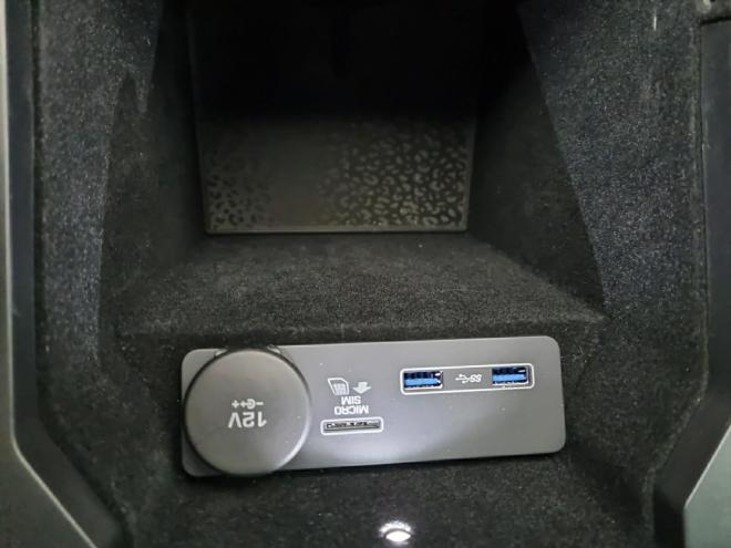 Car gallery image
