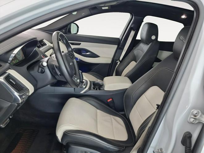 Car gallery image