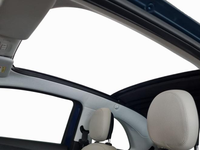 Car gallery image