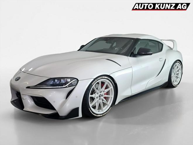 Car gallery image