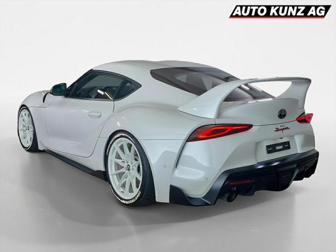 Car gallery image