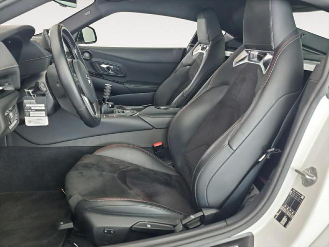 Car gallery image