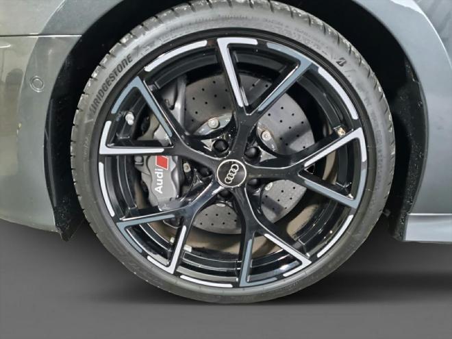 Car gallery image