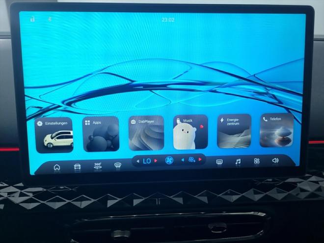 Car gallery image