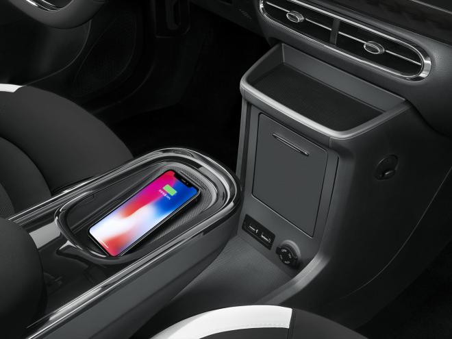 Car gallery image