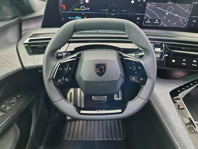 Car gallery image