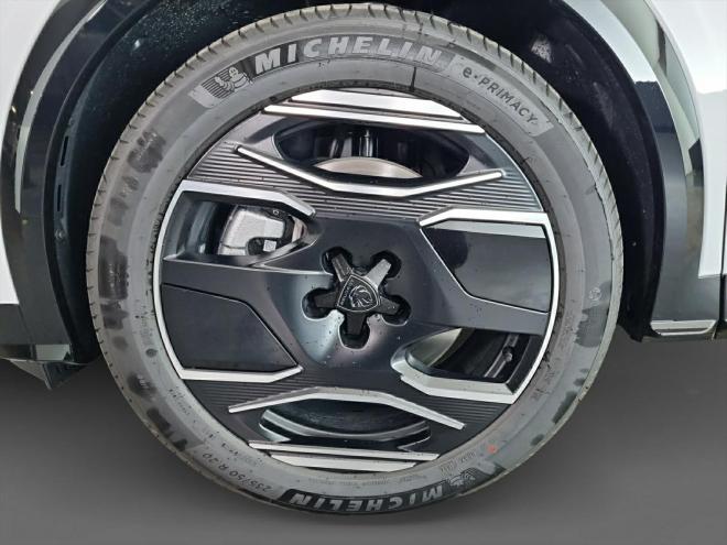 Car gallery image