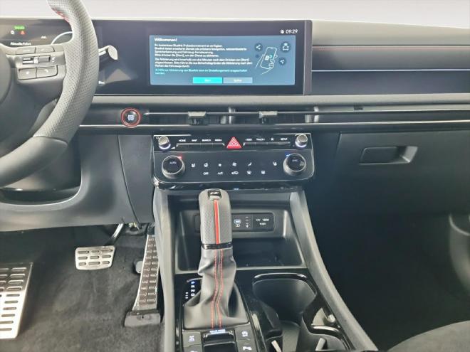 Car gallery image