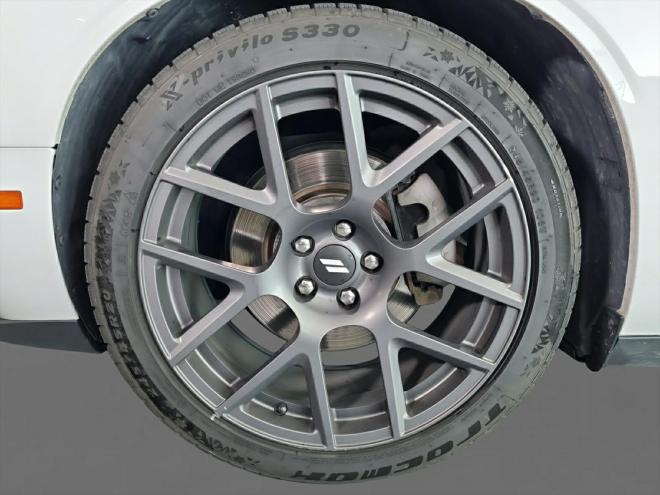 Car gallery image